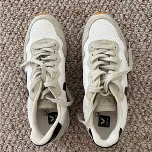 Veja Cream and Black Casual Sneakers